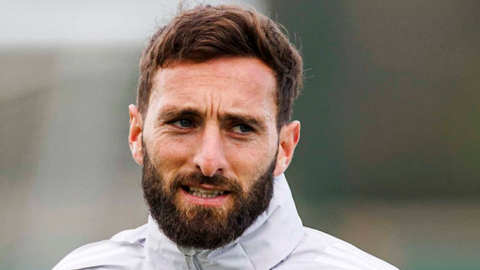 Graeme Shinnie of Aberdeen in pre-match training for the Dons.